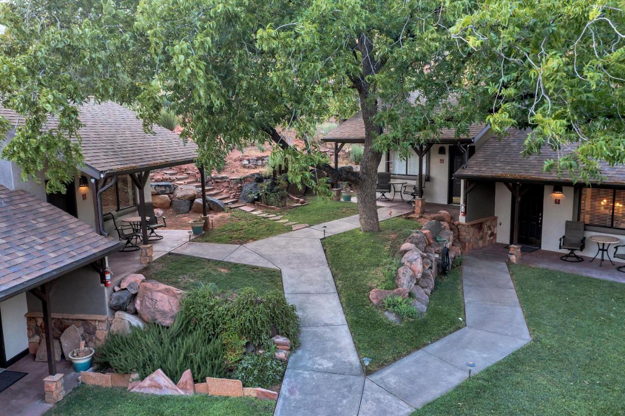 Red Rock Inn Cottages スプリングデール エクステリア 写真