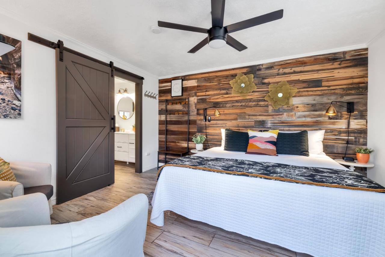 Red Rock Inn Cottages スプリングデール エクステリア 写真