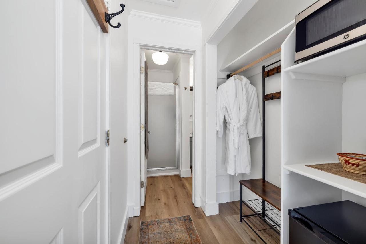 Red Rock Inn Cottages スプリングデール エクステリア 写真