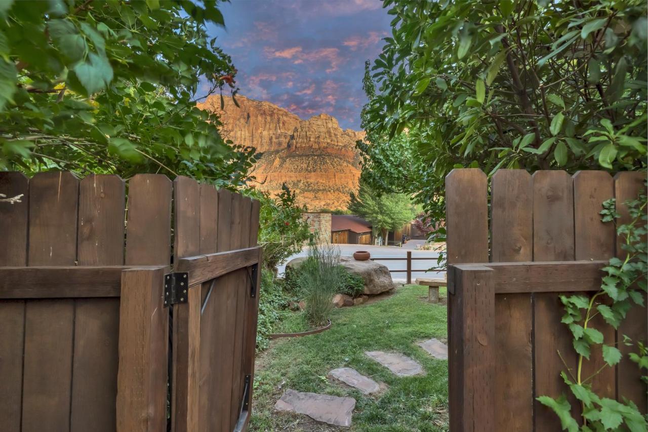 Red Rock Inn Cottages スプリングデール エクステリア 写真