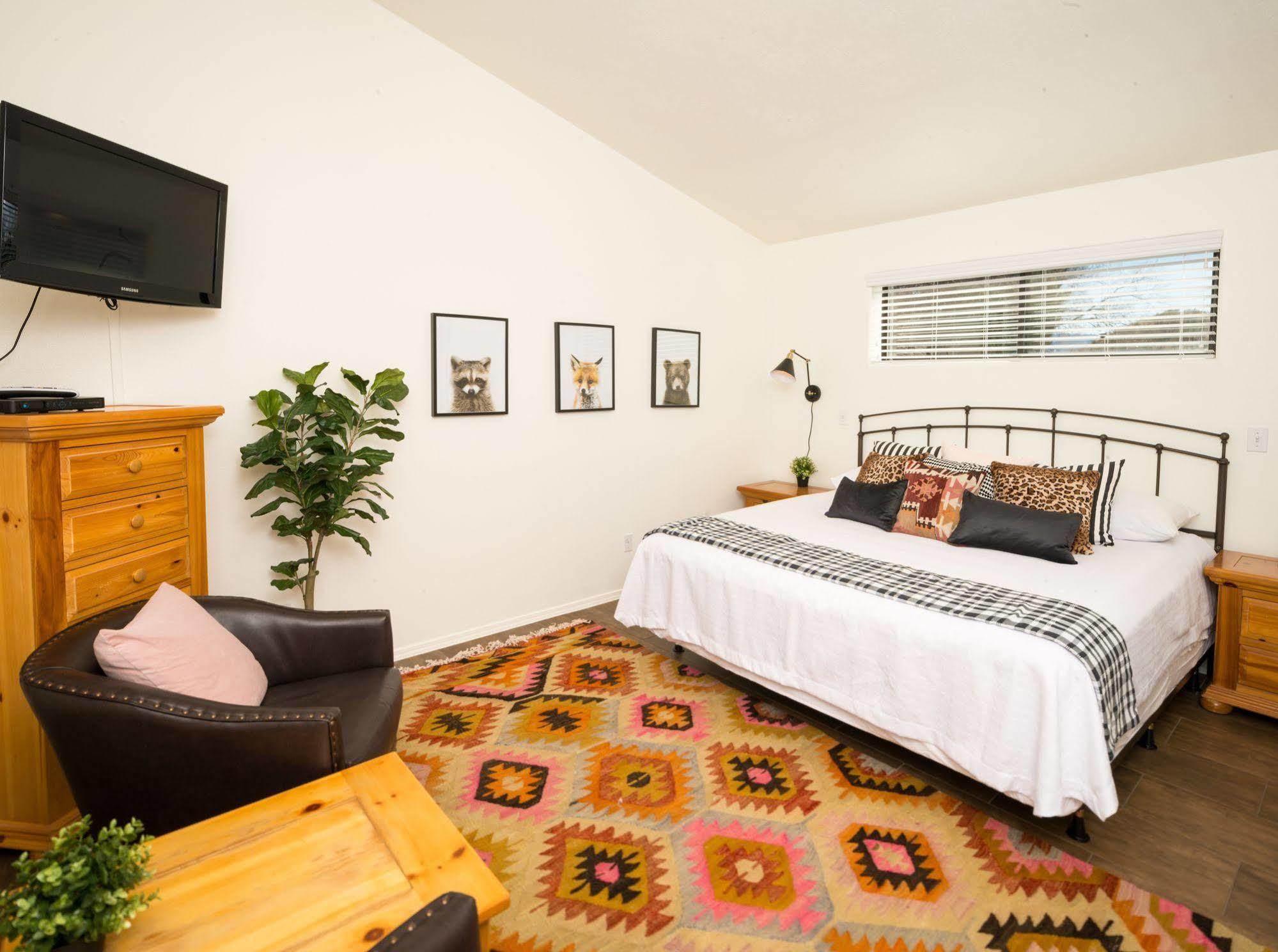 Red Rock Inn Cottages スプリングデール エクステリア 写真